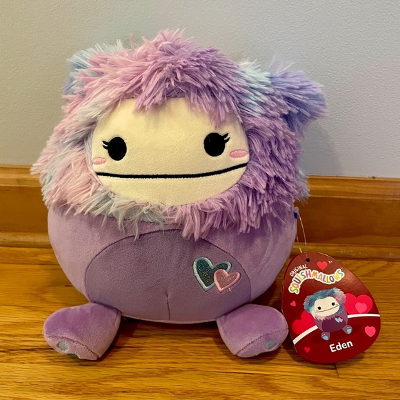💕NWT Valentine’s Limited Edition Eden Squishmallow💕 - Picture 1 of 4